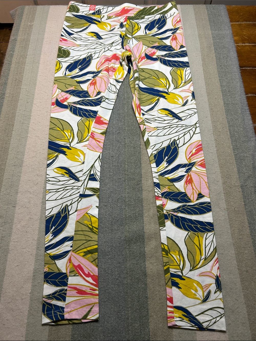 Vera Bradley Rosa camo Floral Leaf Print Skinny leggings